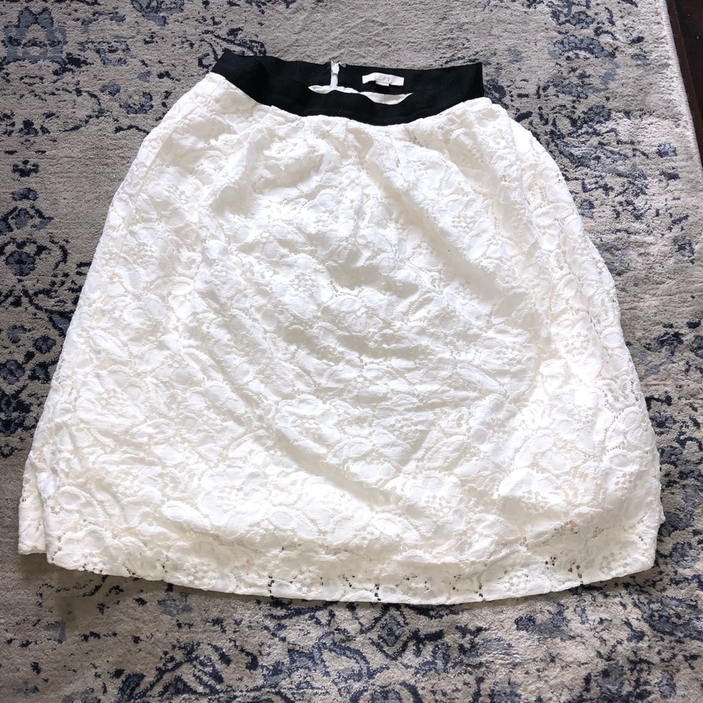•LOFT• White Lace Skirt, Black Trim